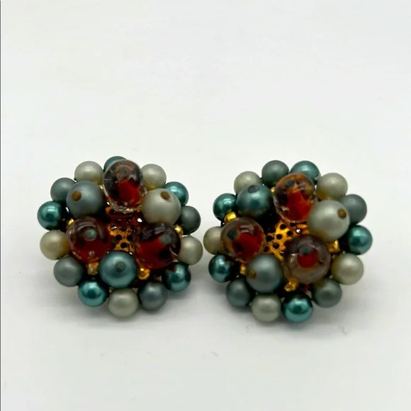 Vintage Multicolor Cluster Bead 1950’s Clip-On Earrings Marked Japan - Picture 1 of 4